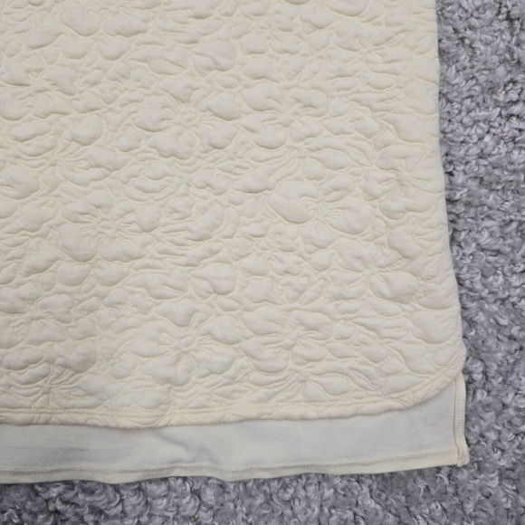 Tommy Bahama Shirt Womens Large Vanilla Cream Round Neck Quilted Floral Beachy - Picture 2 of 10